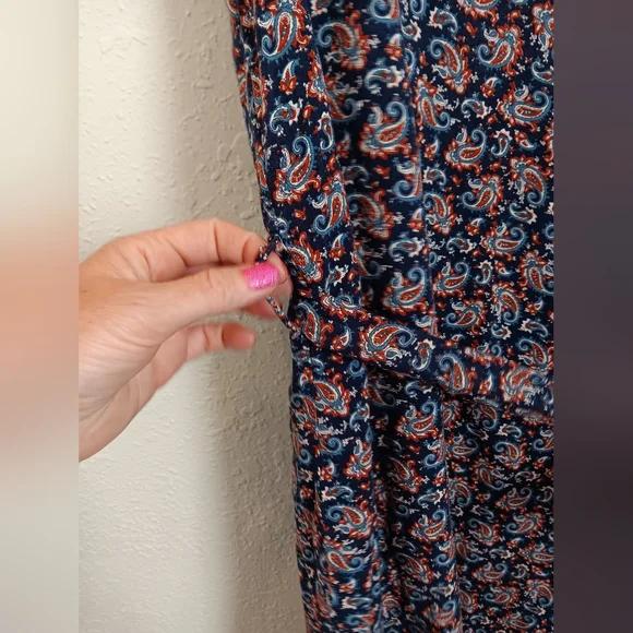 Market Spruce Paisley Sleevless Rayon Midi Dress Woth Tie Waist - Picture 3 of 7